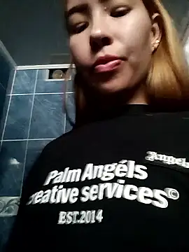 Snapshot of maddie-sar chatting on April 2026 09:01:01 PM maddie-sar online show from April 2026 09:01:01 PM