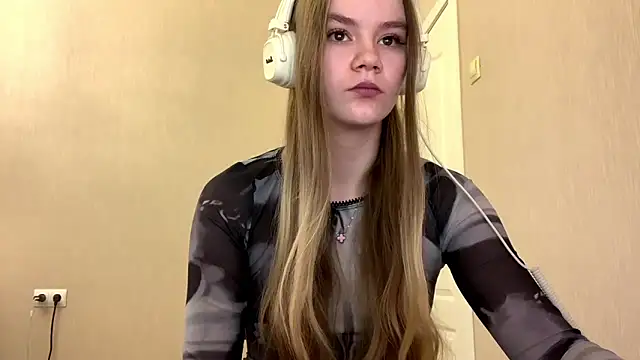 Snapshot of AgnesShy_ chatting on March 2026 08:09:02 AM AgnesShy online show from March 2026 08:09:02 AM