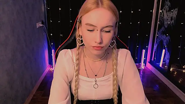 crybambi online show from March 2026 10:08:01 AM