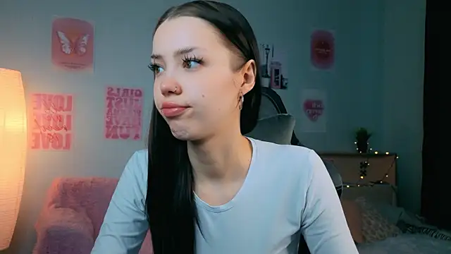 Snapshot of Vexnexe chatting on February 2026 05:12:02 AM Vexnexe online show from February 2026 05:12:02 AM