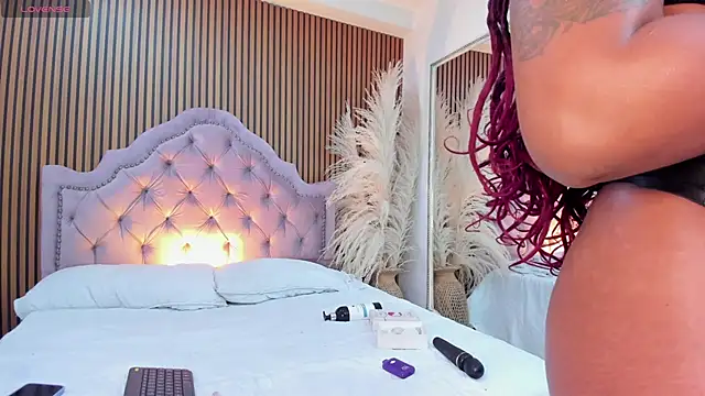 StacyMoon  online show from February 2026 05:04:01 AM