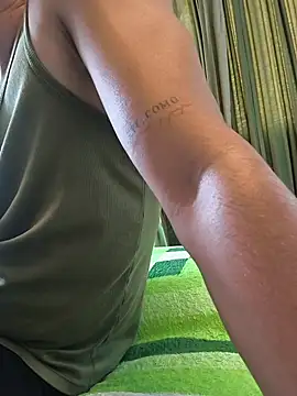 logan-31 online show from February 2026 10:06:02 PM