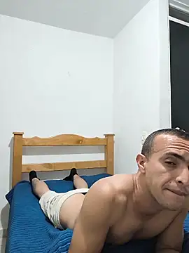 logan-31 online show from March 2026 04:59:02 AM