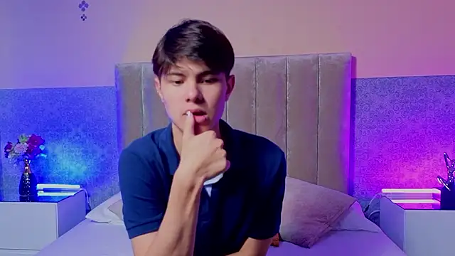 Derek Sinn online show from February 2026 08:19:02 PM