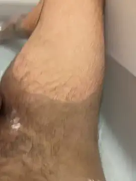 showtimebobby2424 online show from February 2026 09:46:01 PM