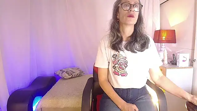 laurasofia45 online show from March 2026 12:12:01 AM