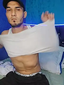 Snapshot of junior_men22 chatting on February 2026 12:12:01 PM junior men22 online show from February 2026 12:12:01 PM