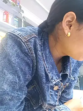 Snapshot of Tatianna_Loove_ chatting on February 2026 03:20:01 PM Tatianna Loove online show from February 2026 03:20:01 PM