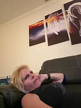 Snapshot of FireAfterDark chatting on April 2026 05:49:02 AM FireAfterDark online show from April 2026 05:49:02 AM