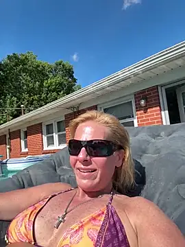 Snapshot of FireAfterDark chatting on June 2026 08:45:02 PM FireAfterDark online show from June 2026 08:45:02 PM