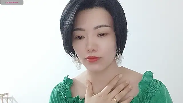 Snapshot of Nikishine chatting on June 2026 07:03:01 AM Nikishine online show from June 2026 07:03:01 AM