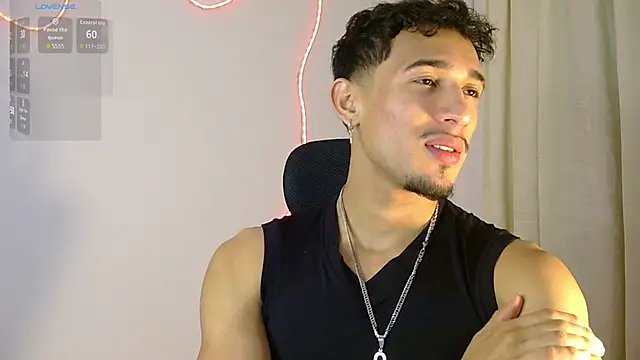 Snapshot of rafael_stone11 chatting on February 2026 02:19:01 AM rafael stone11 online show from February 2026 02:19:01 AM