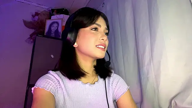 Snapshot of ConstancePorrini chatting on February 2026 07:34:01 AM ConstancePorrini online show from February 2026 07:34:01 AM