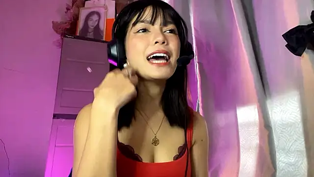 Snapshot of ConstancePorrini chatting on March 2026 05:57:01 AM ConstancePorrini online show from March 2026 05:57:01 AM