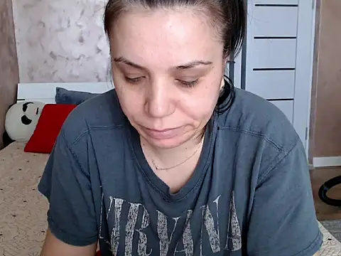 LorraGrey online show from March 2026 12:33:02 PM