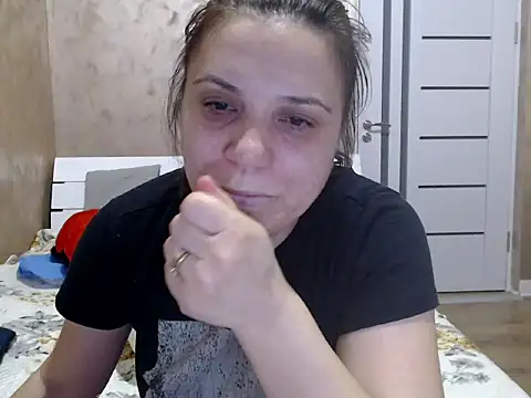 LorraGrey online show from April 2026 07:33:01 PM