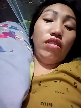 hot-luna- online show from April 2026 10:04:01 PM