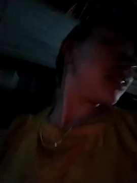 Snapshot of Bella-222 chatting on February 2026 11:08:01 AM Bella-222 online show from February 2026 11:08:01 AM