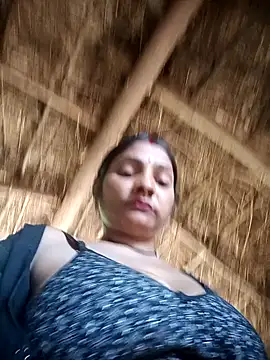 Snapshot of Hotty_raghni chatting on February 2026 07:51:01 AM Hotty raghni online show from February 2026 07:51:01 AM