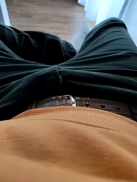 latya111 online show from February 2026 01:40:01 PM