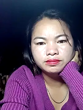 Snapshot of emlylyxinh chatting on February 2026 06:15:02 PM emlylyxinh online show from February 2026 06:15:02 PM