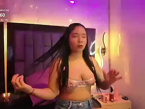 Snapshot of AriannaFoxxy chatting on February 2026 11:00:01 AM AriannaFoxxy online show from February 2026 11:00:01 AM