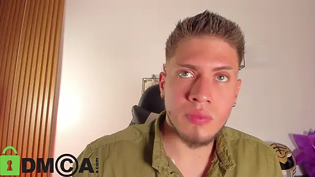 SebastianMaximoff  online show from April 2026 09:45:02 PM