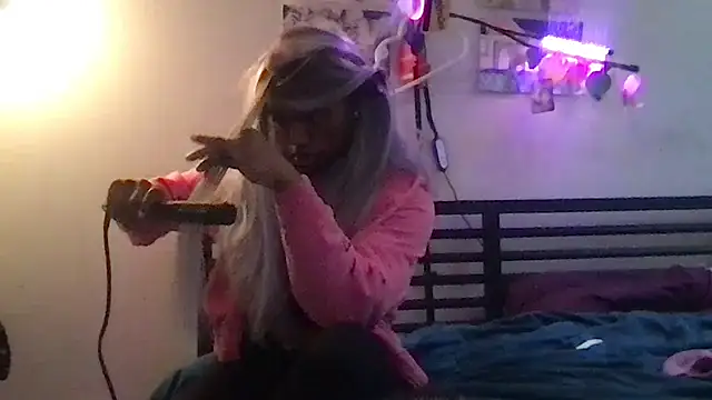 frenchiego online show from February 2026 05:10:01 PM