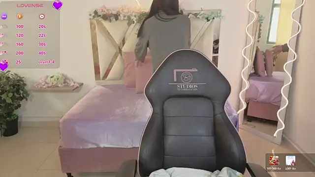 Snapshot of NEFTIS_TAY chatting on February 2026 07:15:01 PM NEFTIS TAY online show from February 2026 07:15:01 PM