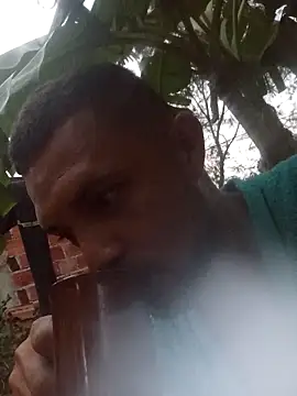 Hot Veteran 1 online show from March 2026 10:43:01 AM