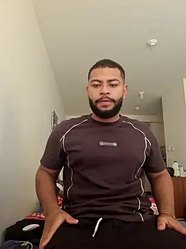 Snapshot of KLEYTON33 chatting on February 2026 03:35:01 PM KLEYTON33 online show from February 2026 03:35:01 PM