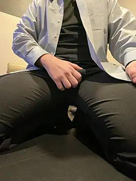 Snapshot of yuuuuusuke00 chatting on February 2026 01:09:02 AM yuuuuusuke00 online show from February 2026 01:09:02 AM