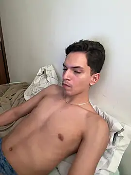 Heliox noir online show from February 2026 09:42:01 PM