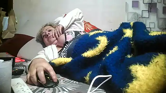 Snapshot of bialoba7 chatting on July 2026 12:20:01 AM bialoba7 online show from July 2026 12:20:01 AM