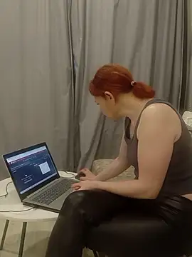 Snapshot of ValerieFisher chatting on February 2026 07:21:02 AM ValerieFisher online show from February 2026 07:21:02 AM