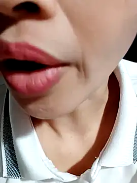 Snapshot of Hana-love2026 chatting on February 2026 05:05:02 AM Hana-love2026 online show from February 2026 05:05:02 AM