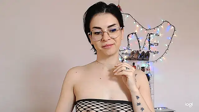 emacandy online show from April 2026 04:35:01 AM