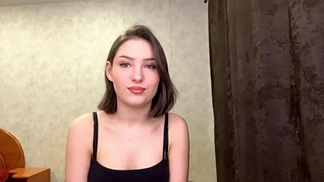 Snapshot of FoxieFlare chatting on February 2026 12:09:01 AM FoxieFlare online show from February 2026 12:09:01 AM