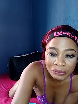 Amarcreamxx online show from February 2026 11:42:02 AM