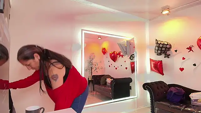 Snapshot of Madame_scarlett chatting on February 2026 11:19:02 AM Madame scarlett online show from February 2026 11:19:02 AM