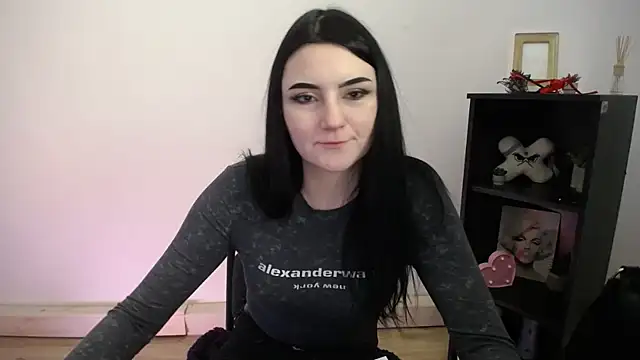 Snapshot of TurnMe_On chatting on February 2026 12:23:02 PM TurnMe On online show from February 2026 12:23:02 PM