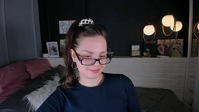 Maykinkya online show from March 2026 01:59:01 PM