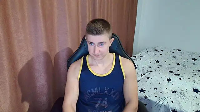 Snapshot of TodMusclePower9 chatting on February 2026 06:20:02 AM TodMusclePower9 online show from February 2026 06:20:02 AM