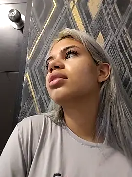 Snapshot of AlanaHouston chatting on February 2026 12:15:01 PM AlanaHouston online show from February 2026 12:15:01 PM