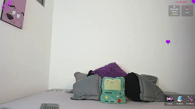 Snapshot of Cherry_violeta chatting on February 2026 01:51:01 PM Cherry violeta online show from February 2026 01:51:01 PM