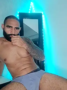 Lucius40 online show from February 2026 04:21:02 AM