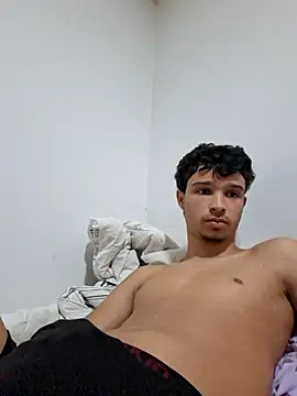 Junior8964 online show from March 2026 07:10:02 PM