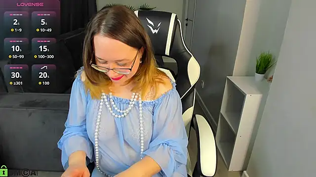 Dixon Ross online show from April 2026 12:05:02 PM