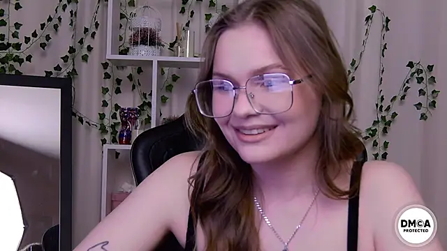 Snapshot of Kate_mermaid chatting on February 2026 03:38:02 AM Kate mermaid online show from February 2026 03:38:02 AM