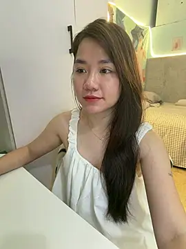 Amy8386 online show from June 2026 11:04:01 AM